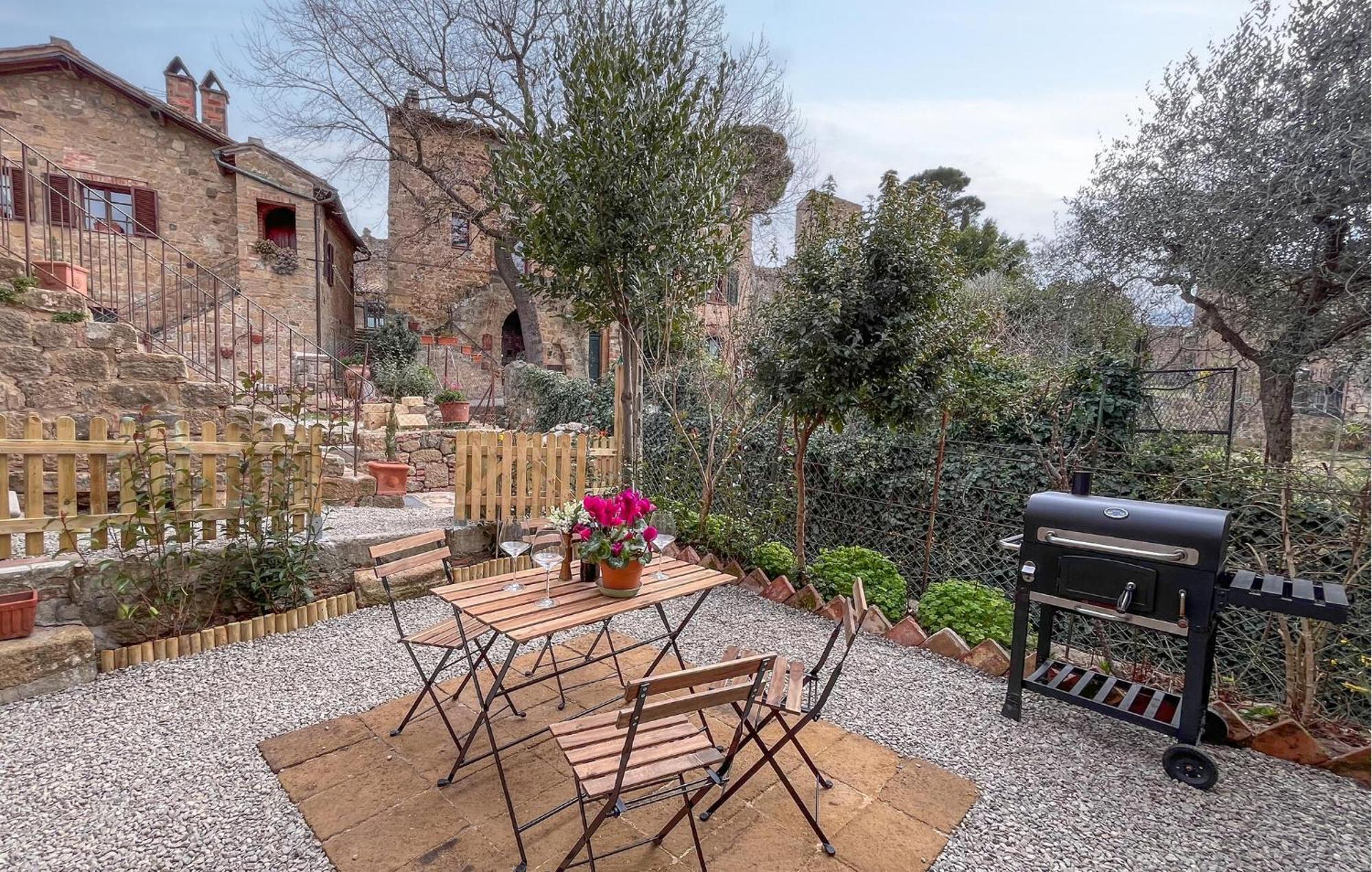 Cozy Apartment In Monticchiello With Wi-Fi Εξωτερικό φωτογραφία